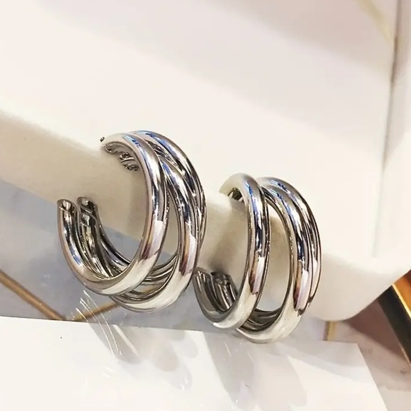 Jewelry - NEW C shape Luxury Silver 925 Earrings